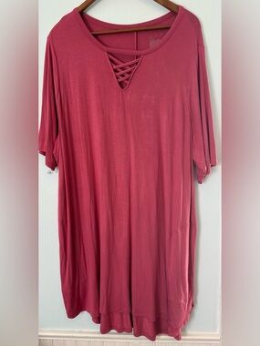 LIVI 22/24 ✨ plus size Women's Crisscross V-Neck Tunic Top with pockets GUC